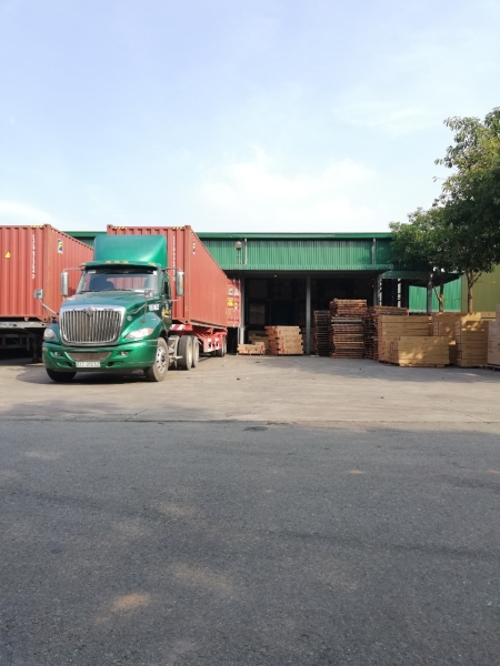 Dịch vụ vận tải bằng container